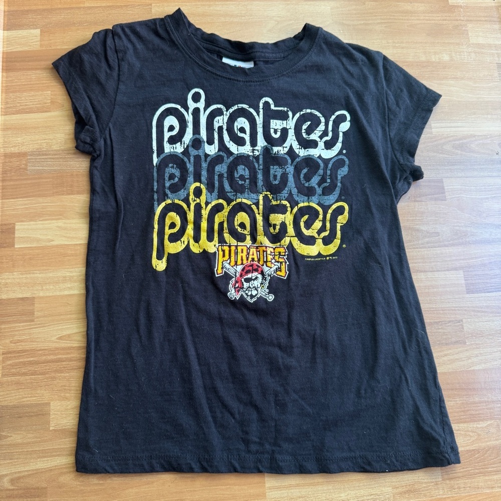Pittsburgh Pirates girls, black short sleeve T-shirt, size 8/10 MLB
